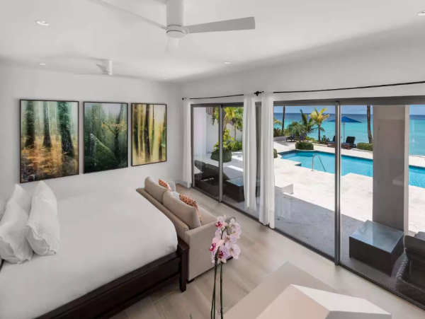 Experience Luxury Five Bedroom Retreat - Your Bohemian Escape in Nassau